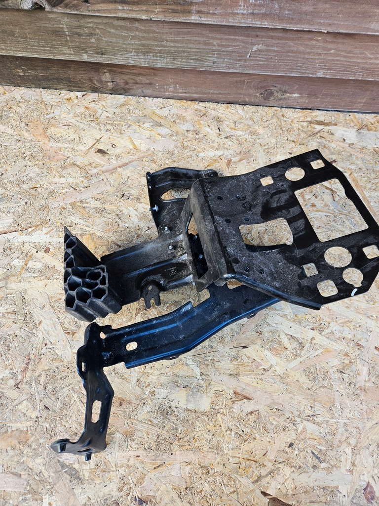 фото №10, Кронштейн кронштейн бампера крыла audi e-tron q8 4ke 4ke805851a