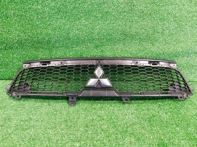 фото №1, Mitsubishi outlander ii 10-12 решётка радиатора решётка радиатора