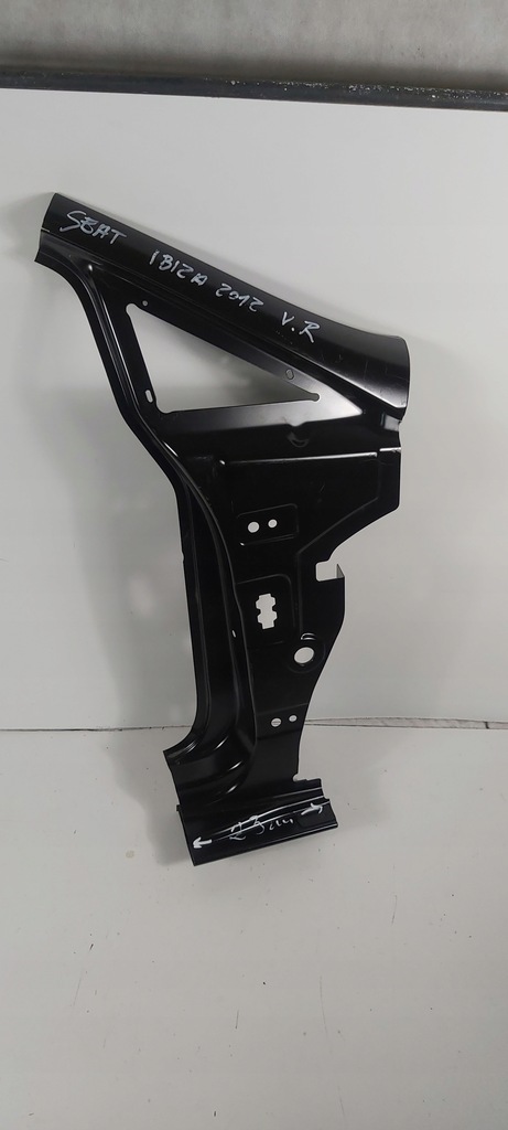 фото №1, Seat ibiza 2012' блок двигателя порог правый перед