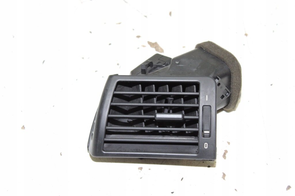 фото №1, Решётка обдув левая bmw e46 8361897