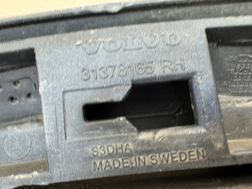 фото №14, Volvo xc90 2 ii 14r- молдинг накладка крыла правый задняя 31378165