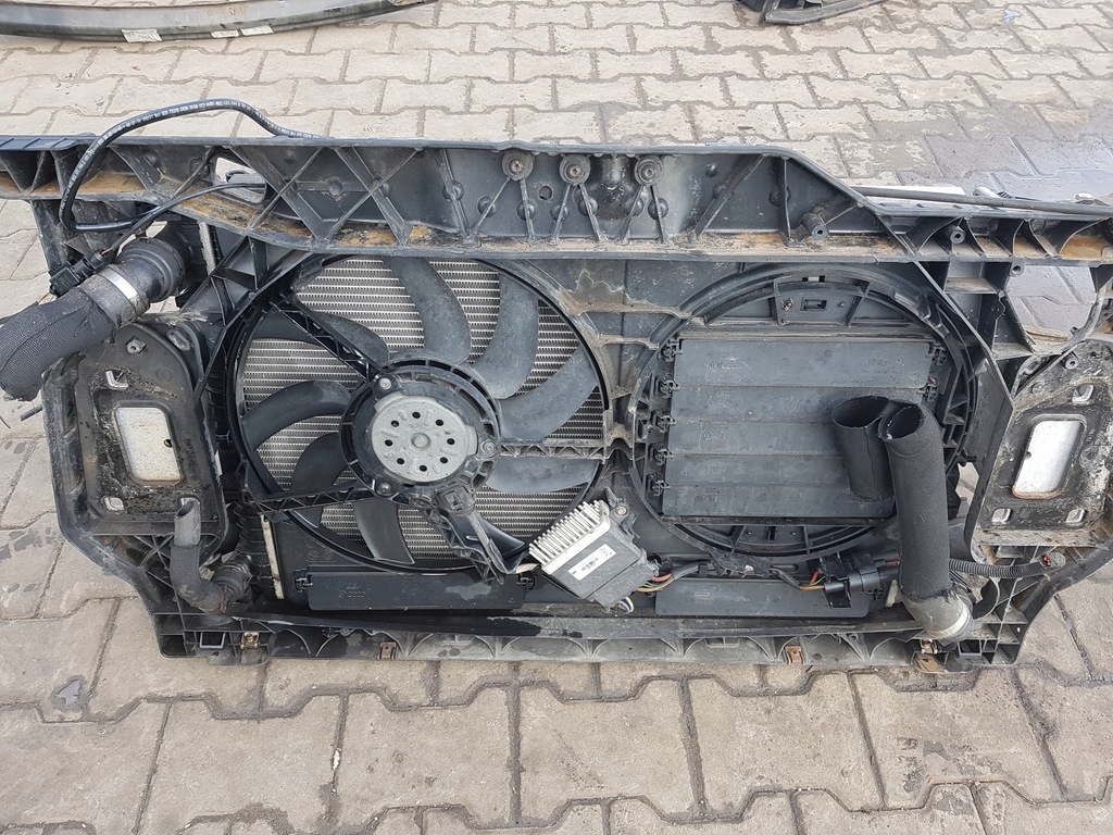 фото №4, Audi a4 b8 08r- 3.0 tdi pas передній радіатор