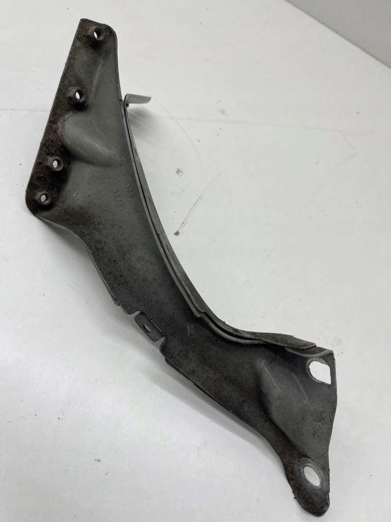 фото №8, Audi a6 c7 кронштейн кронштейн крила лівий перед колір lz7s