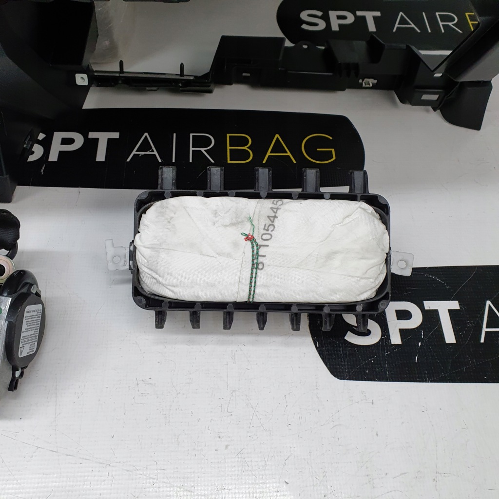 фото №8, Sandero iii 3 przed liftem панель приладів консоль подушки безпеки ремені подушка безпеки