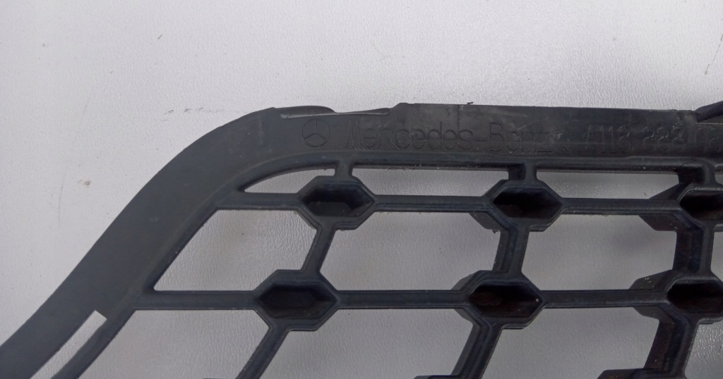 Решётка решётка  решетка правый  перед mercedes cla w118 Недорого