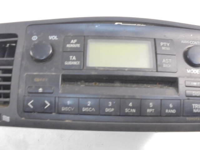 Toyota corolla 9 e12 радіо cd 86120-02260 cq-ts7170lc Зі Шроту