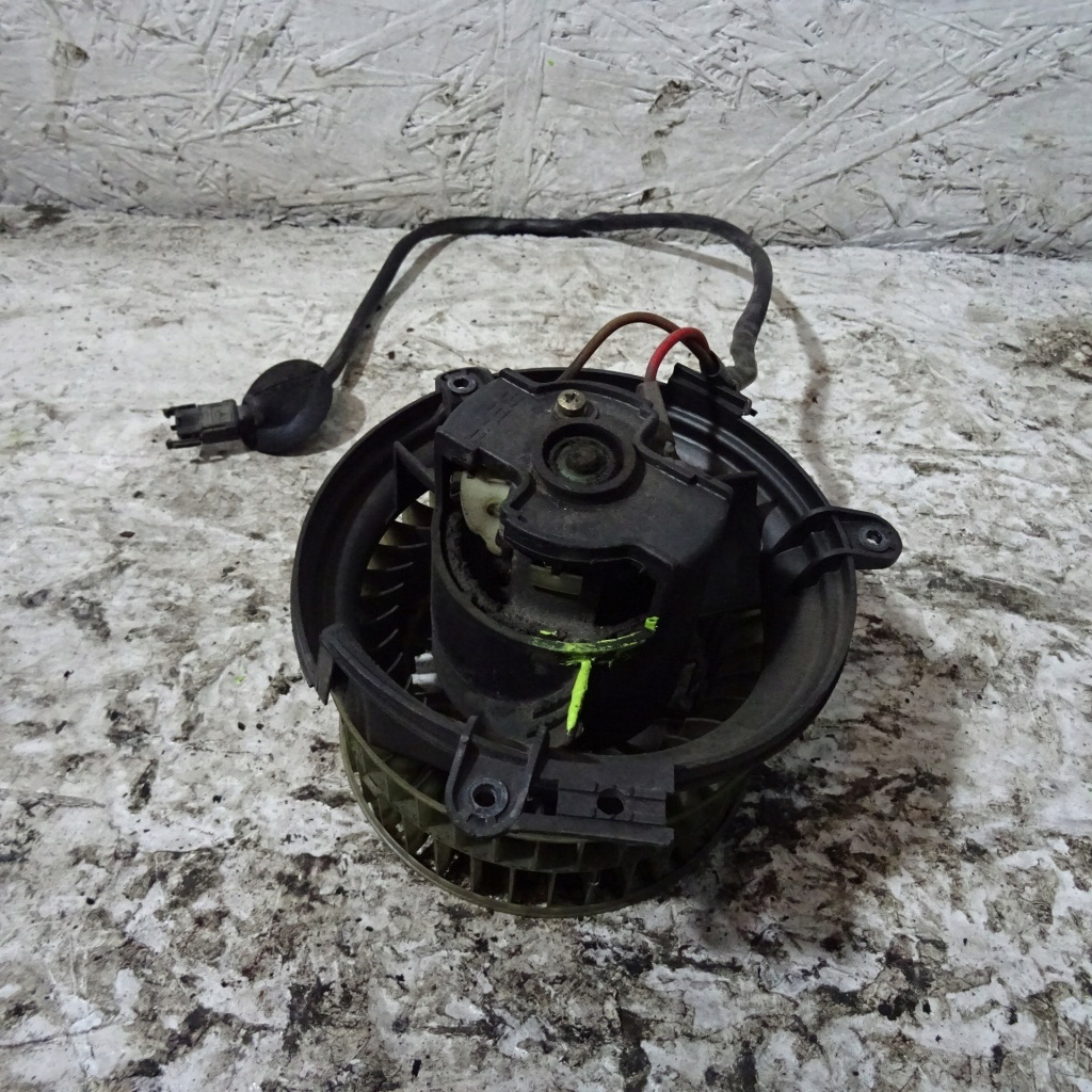 Купить Mercedes w124 рестайлинг  воздуходувка воздуха