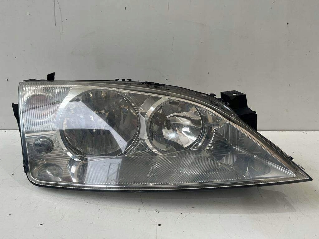 фото №1, Ford mondeo mk3 лампа правый перед 1s71-13005-ak