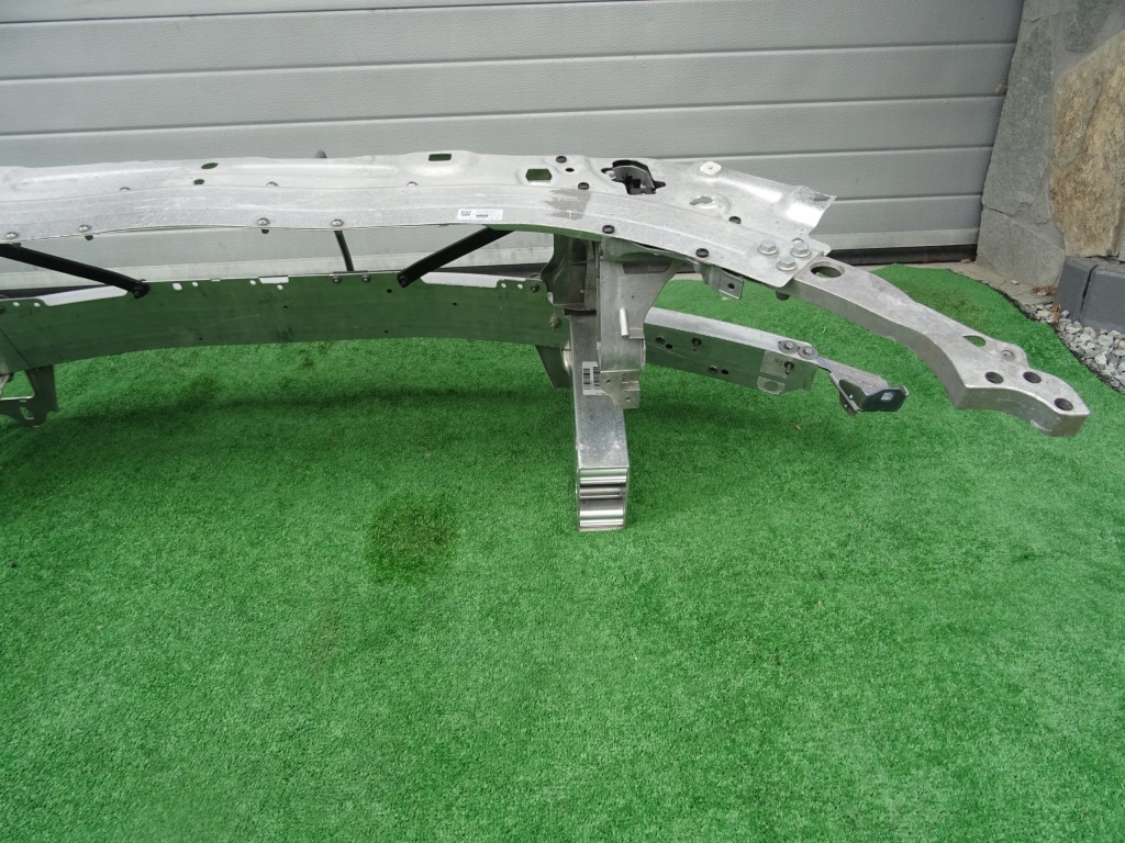 фото №10, Pas передній підсилювач балка mercedes w213 63 amg