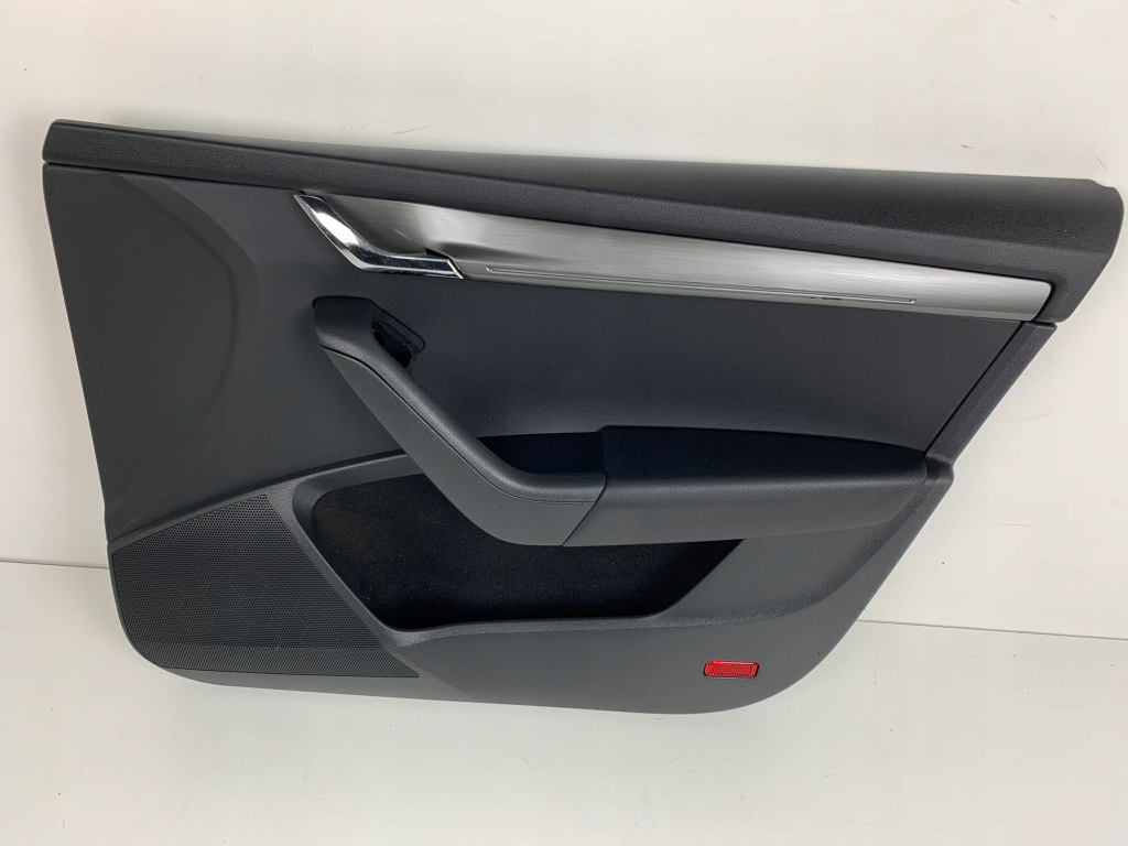 фото №1, Octavia iii обшивка двері правий перед підсвічуваний