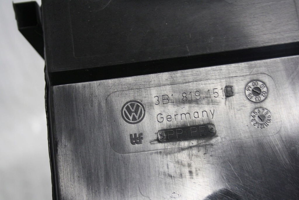 фото №6, Канал впуска воздуха vw passat 3b1819151b