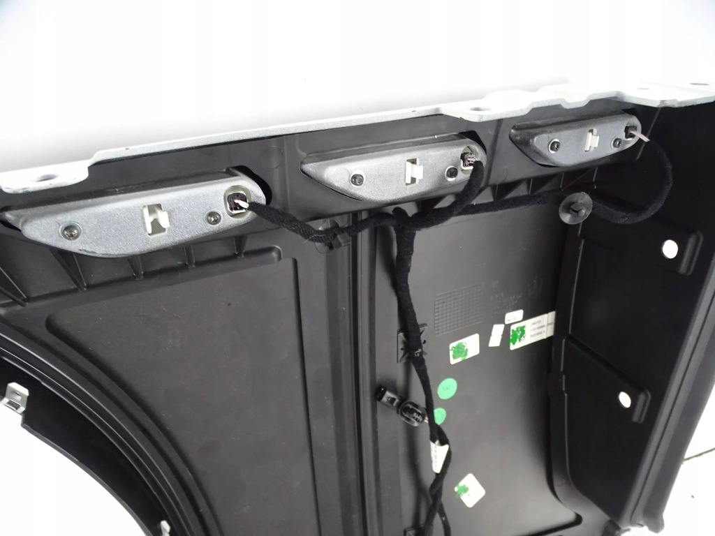 фото №6, Крыло перед правый maserati granturismo m189 23+