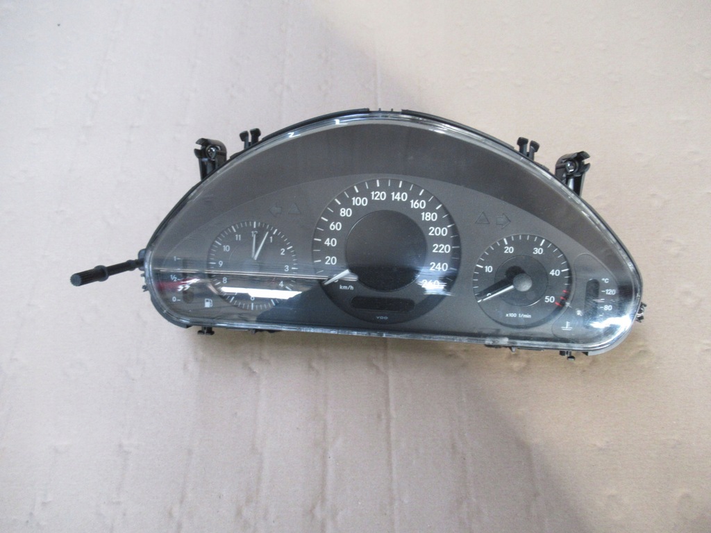 фото №1, Счетчик приборы mercedes w211 lift cdi автоматическая коробка передач