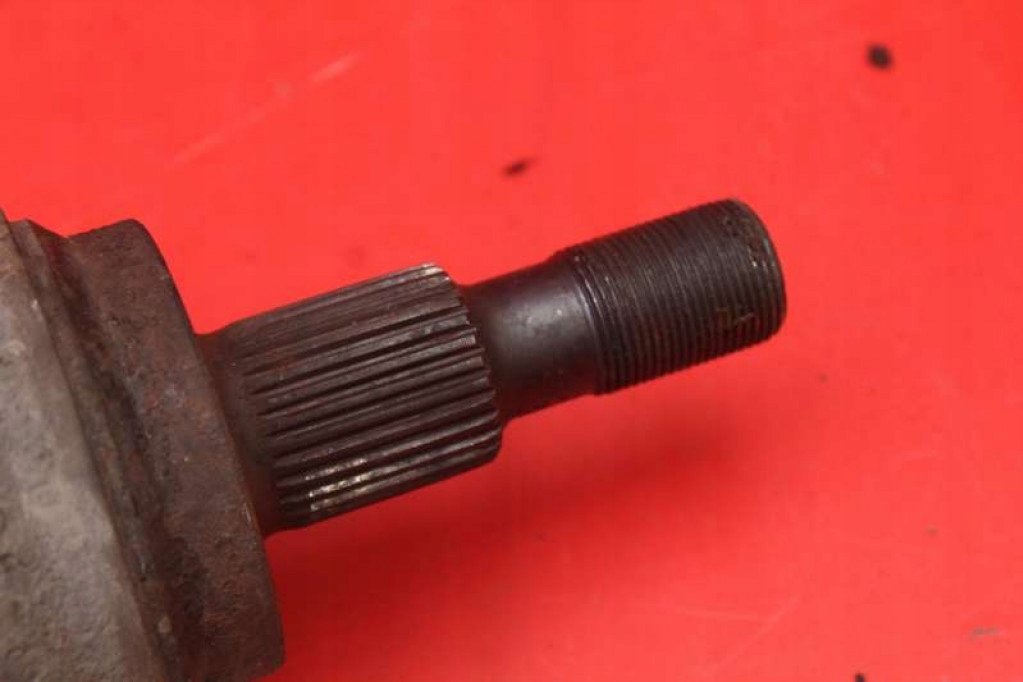 Привідний вал права перед автоматична коробка передач a1643302401 mercedes ml w164 4.0 cdi 306 km 05-08 в Україні