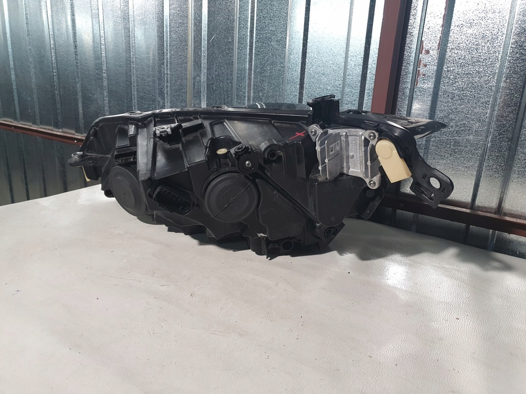 фото №8, Лампа правая перед full led vw golf viii 5h1941006