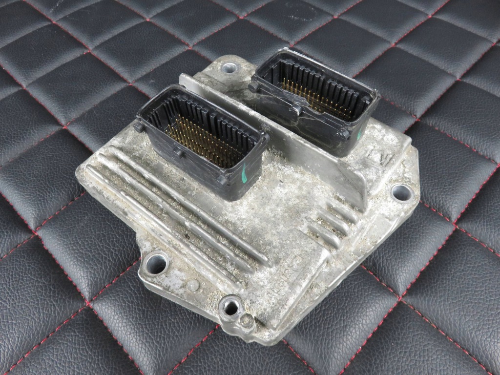 Купить Opel блок управления бортовой компьютер двигателя ecu 12249823