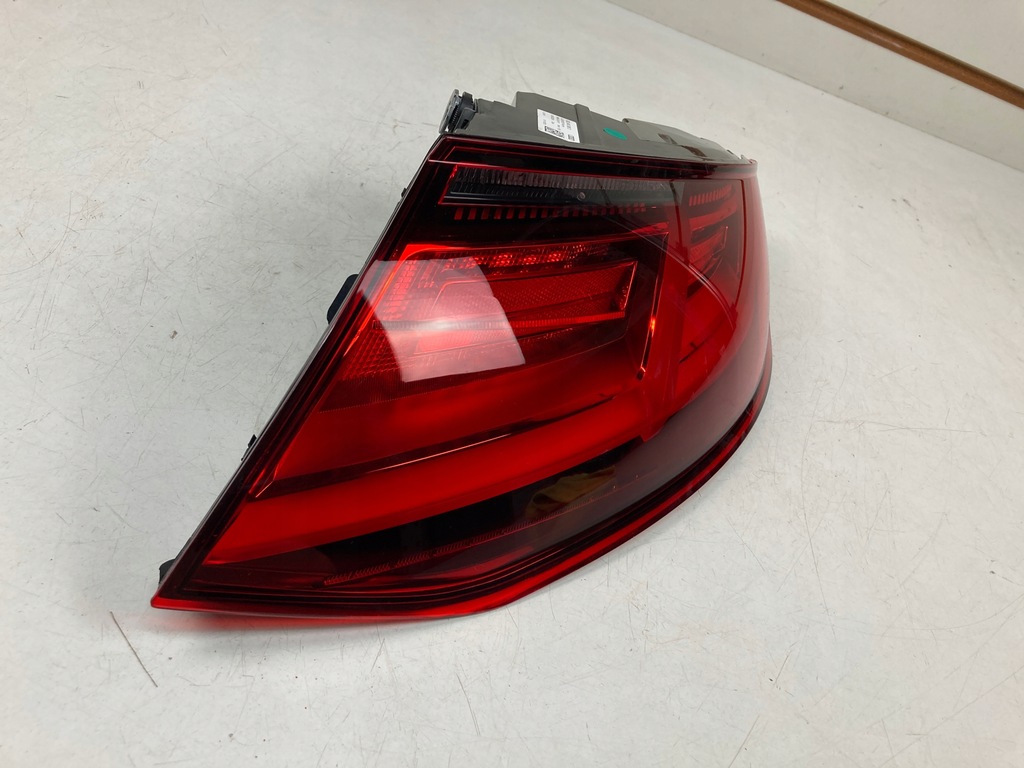 фото №9, Лампа права задня audi tt ttrs 8s led 8s0945096d
