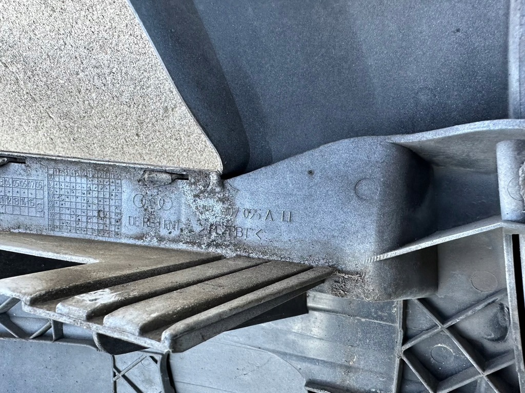 фото №9, Бампер перед передний audi a3 s3 8p 8p0 lift fl 2005- большой решётка радиатора s-line usa