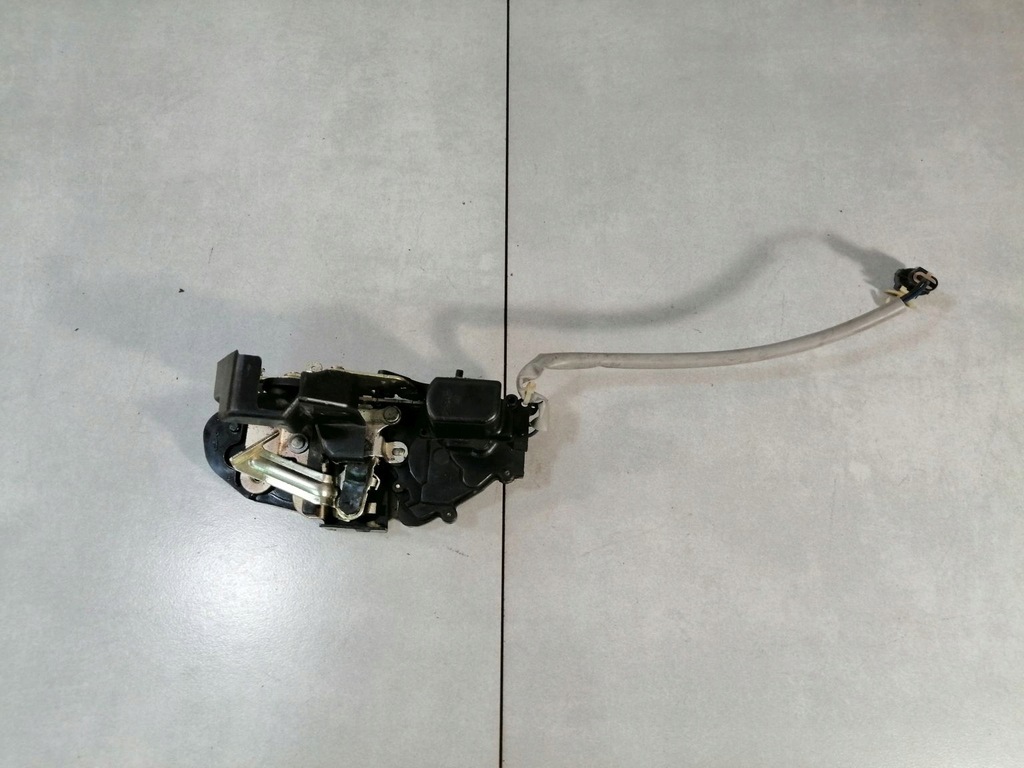 фото №15, Замок двері правий задня kia shuma ii 1.6 16v