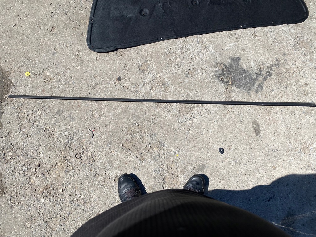 фото №1, Ford mondeo mk4 молдинг прокладка порог pod дверь