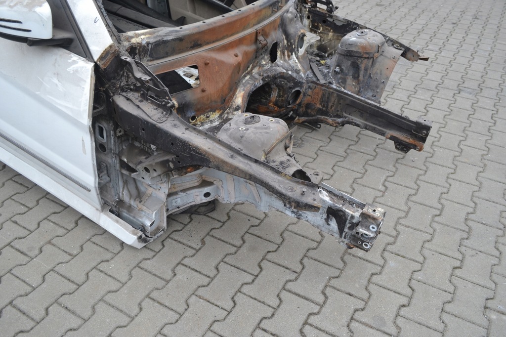 фото №8, Крыло четверть правый левый перед glk x204 lift