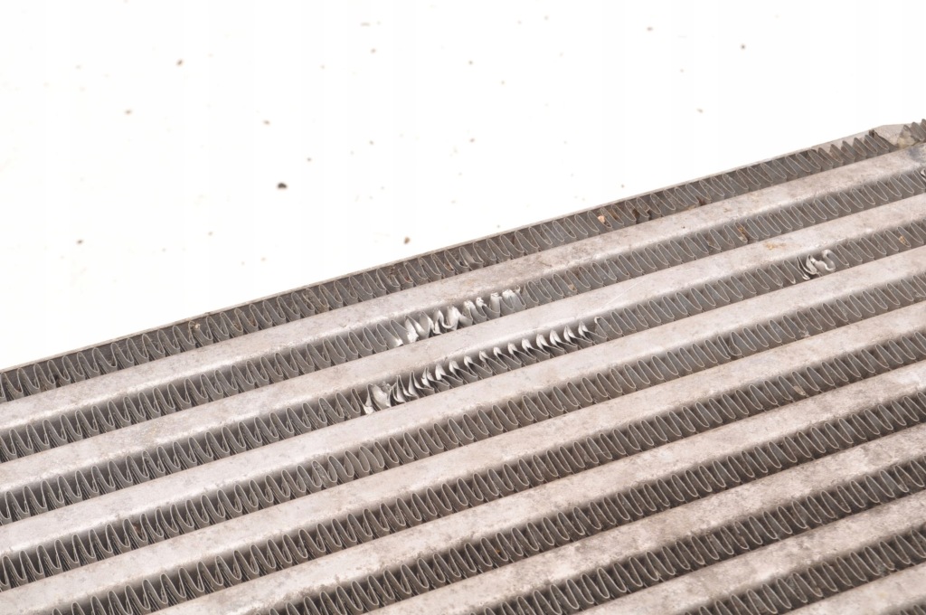 Volvo s v 60 xc60 v70 s80 d3 d4 d5 радиатор воздуха интеркулер 31338236 Недорого