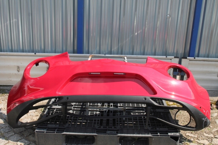 фото №1, Alfa romeo 4c бампер задня задній 156101404