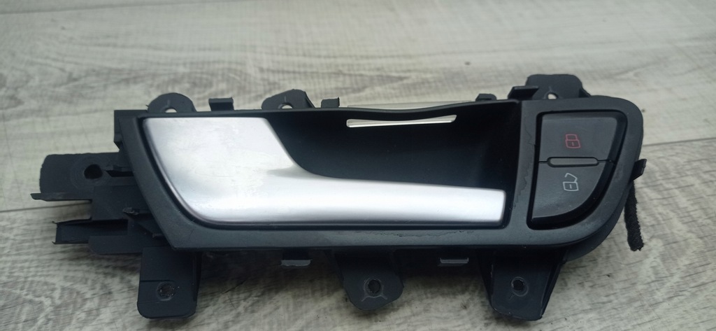 фото №1, Audi a4 b8 ручка левая перед внутренняя