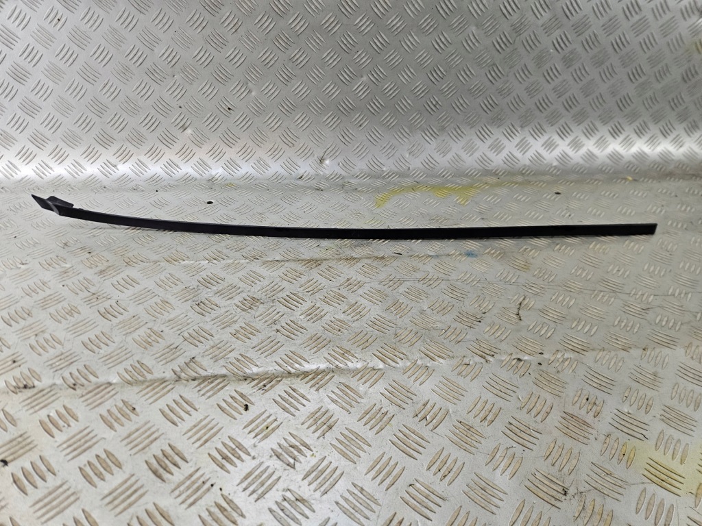 фото №1, Молдинг стекло лобовое левая передняя ford mondeo mk4