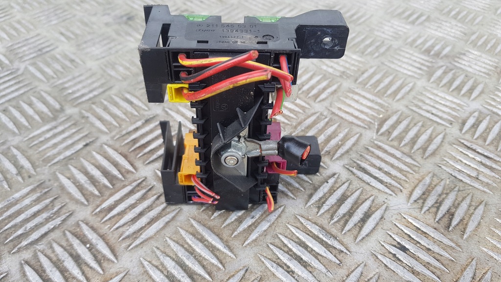 фото №9, Mercedes коробка предохранителей 1394328-1b