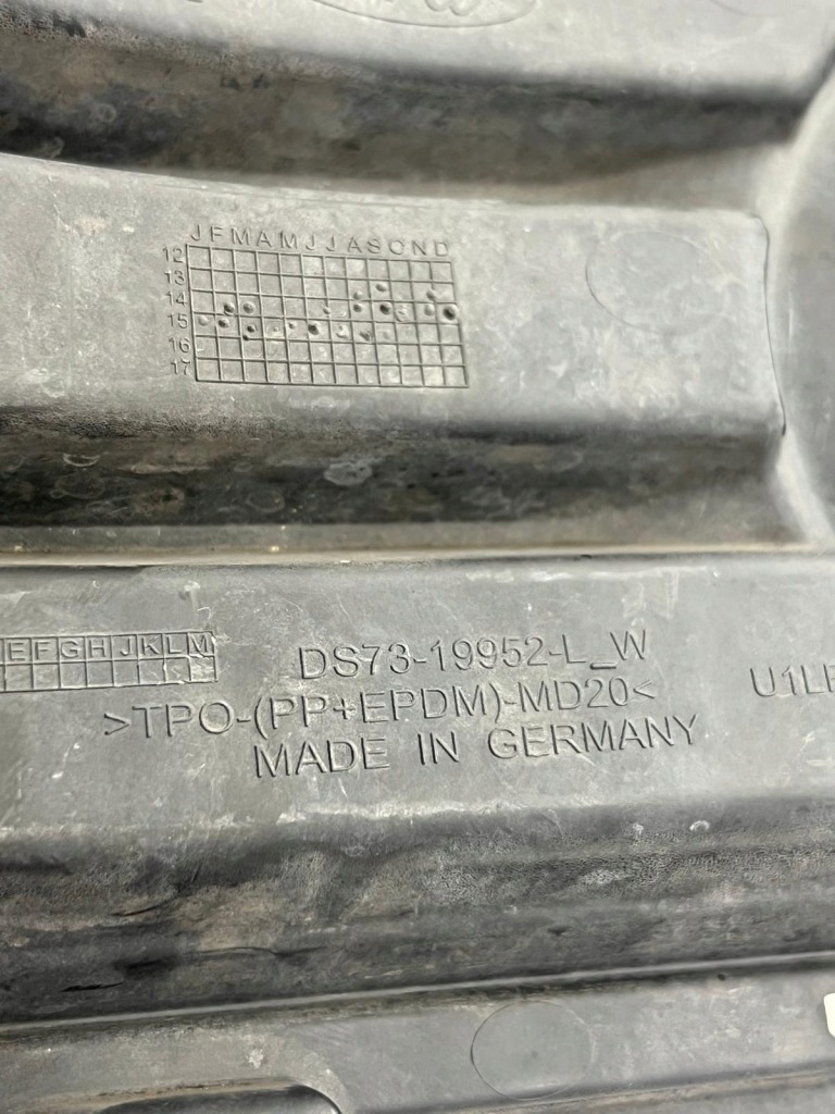 Хром решётка w бампер перед правая ford mondeo mk5 Недорого