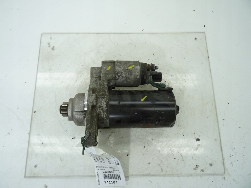 Купити Vw polo 1.4 стартер 02z911023f .