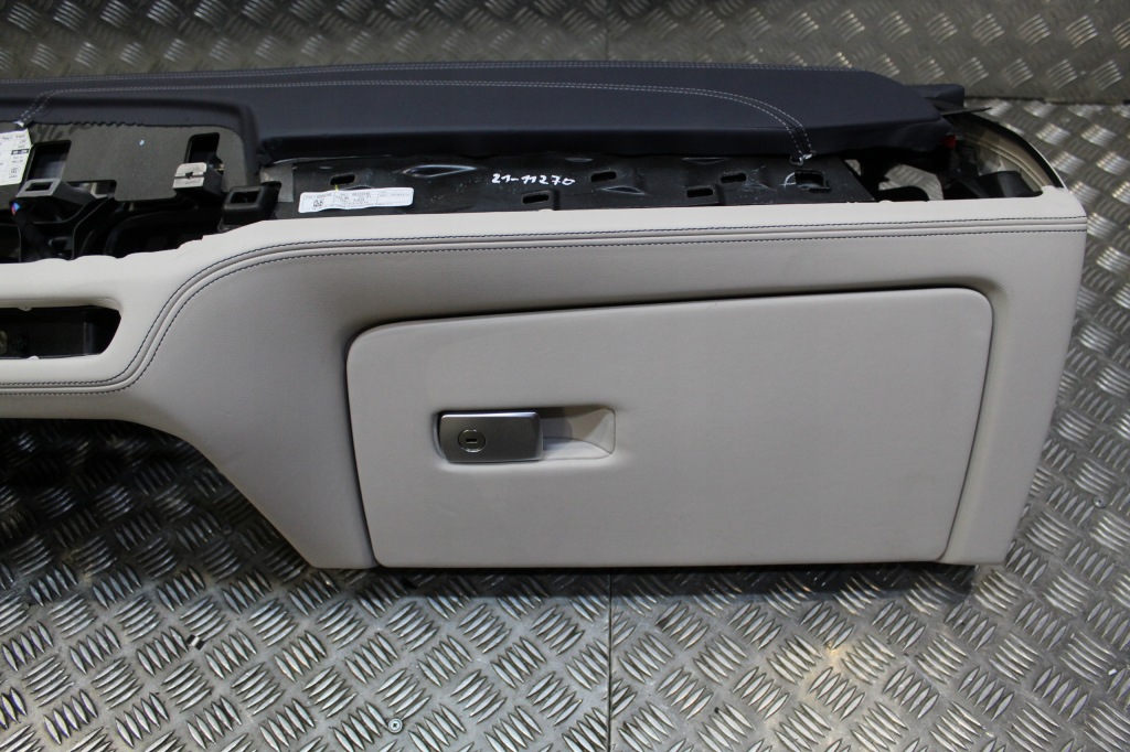 фото №6, Bmw x5 g05 x6 g06 g07 приборная панель приборная панель  кожа nachtblau elfenbein