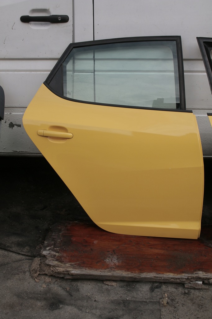 фото №1, Дверь правое задняя seat ibiza iv ls1a