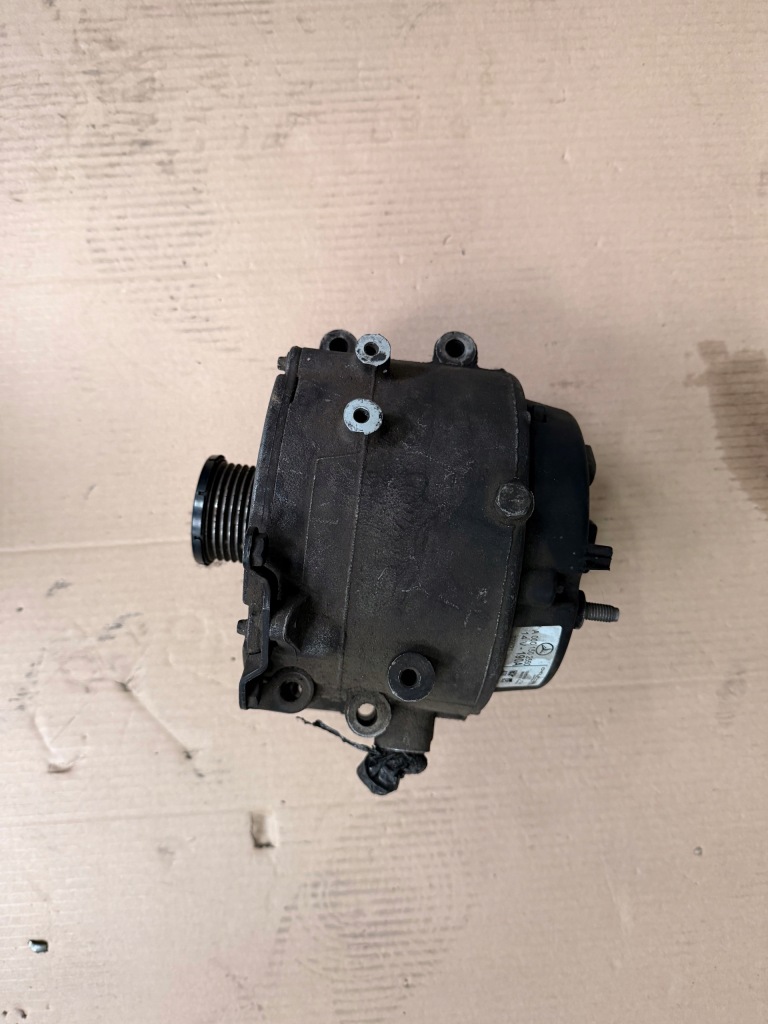 фото №1, Mercedes w203 2.2 cdi генератор a0001502550