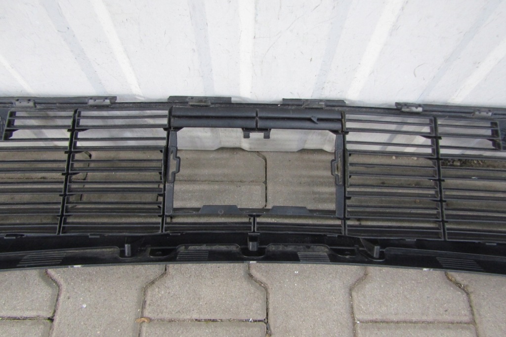 фото №9, Решітка середня pod радар бампера перед citroen ds7 crossback 962776 17-21