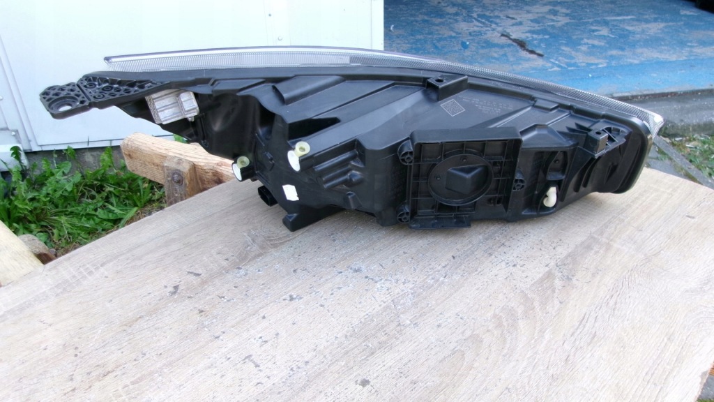 Фара передняя левая focus mk4 рестайлинг  full led Оригинал