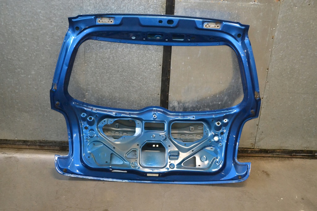 фото №5, Крышка багажника багажника toyota auris i