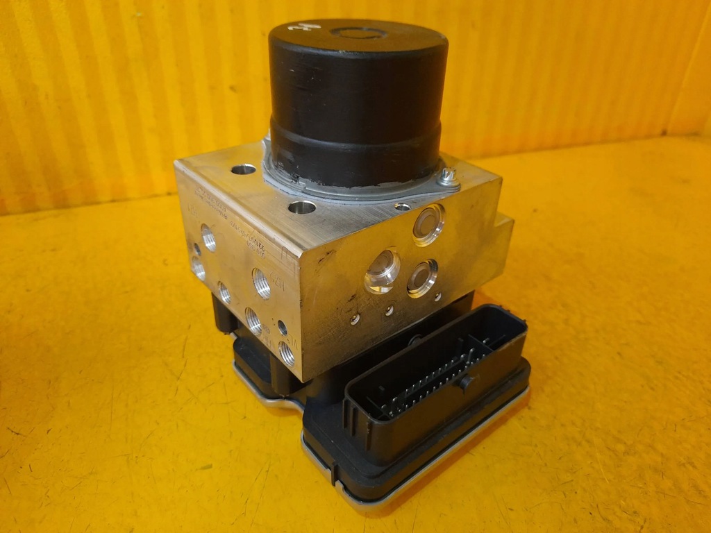 фото №1, Mercedes s w223 насос abs a0009002237