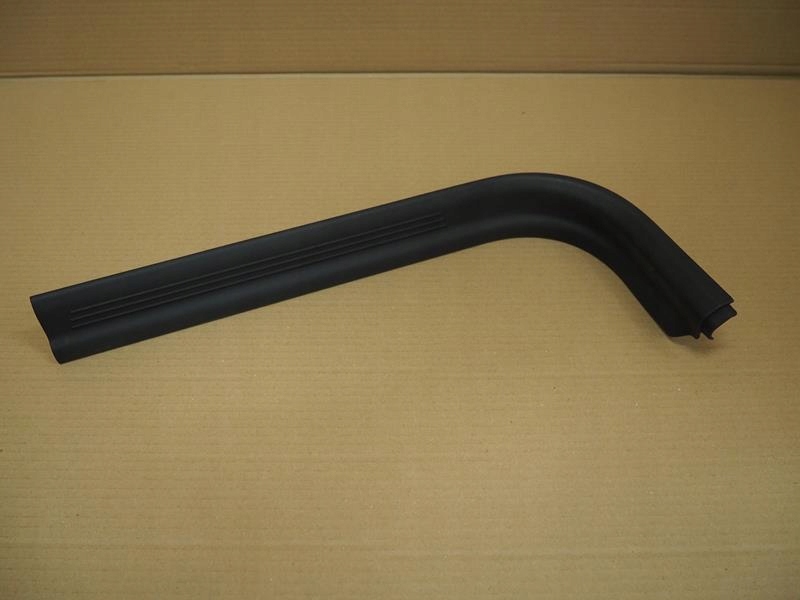 фото №1, Молдинг захист накладка поріг права volvo c30