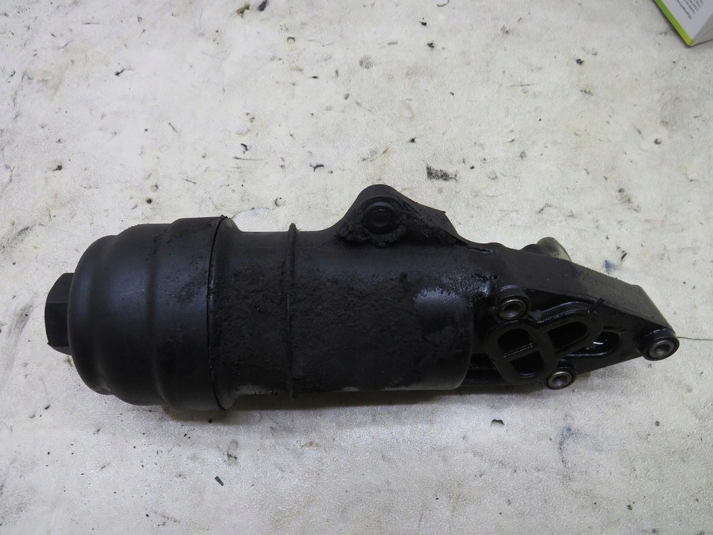 фото №1, Корпус фильтра масла audi q5 8r 3.2 fsi