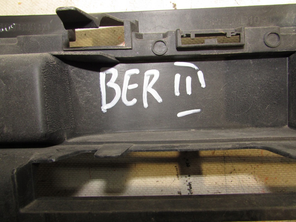 фото №9, Решётка решётка радиатора средняя бампера citroen berlingo peugeot partner iii 3 9986