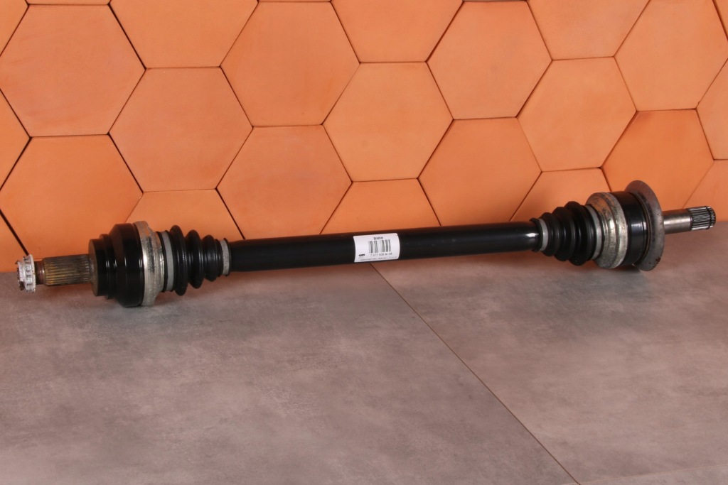 фото №1, Bmw f01 f02 f06 f07 f12 f13 n54 n55 приводной вал приводная правая задняя 7577508