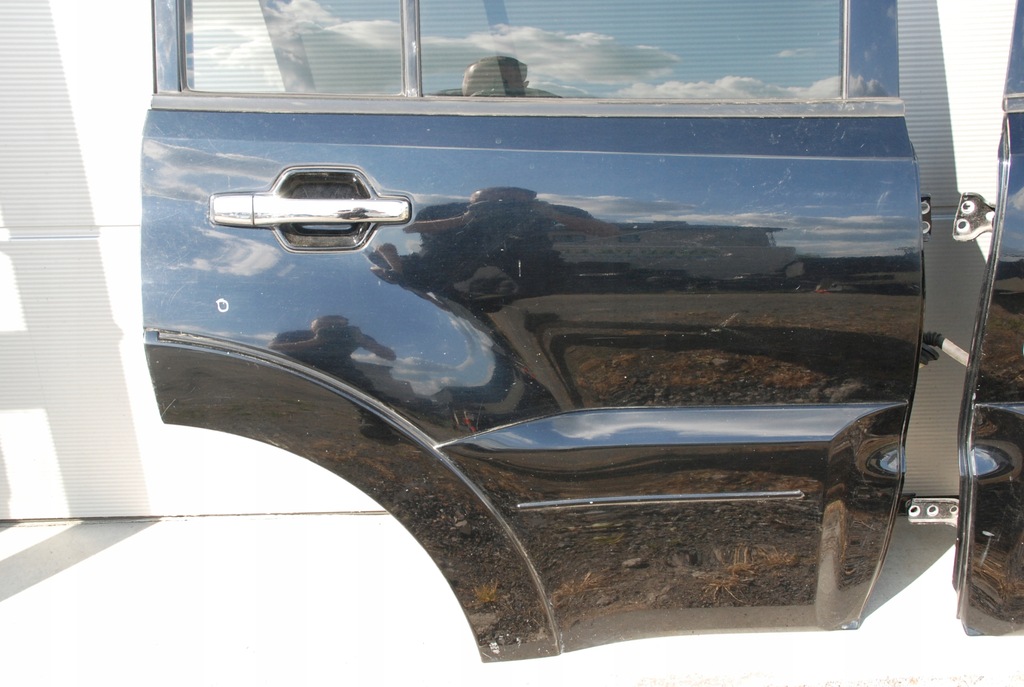 фото №6, Mitsubishi pajero 4 iv 5d 06- дверь p / l задняя