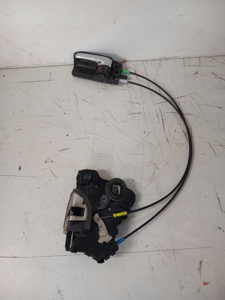 фото №1, Замок дверь ручка wew. toyota corolla verso