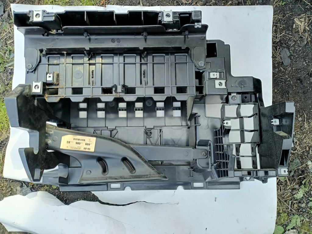 фото №1, Панель приладів приладова каркас scania r s запобіжників