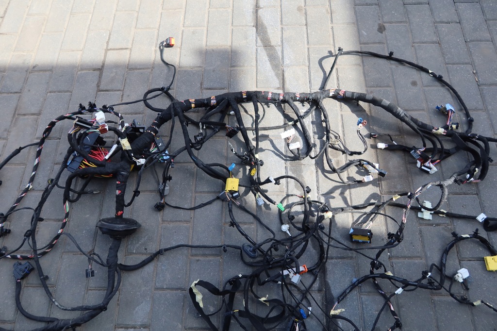 фото №6, Електропроводка відсік двигуна renault express