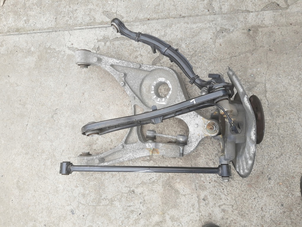 фото №1, Mercedes-benz оригінальний номер a1663570205 поворотний кулак