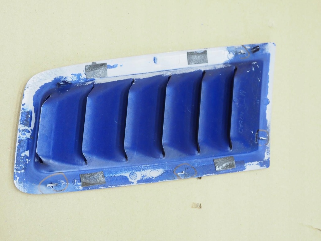 Focus mk2 рестайлінг  rs впуск капота решітка ліва в Україні