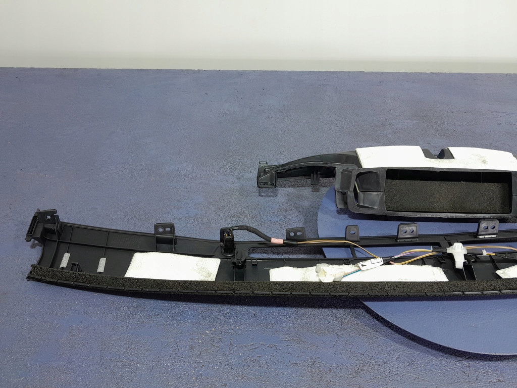 фото №6, Toyota corolla xi e16 lift накладка жабо повітрозабірник повітря 55950-02270